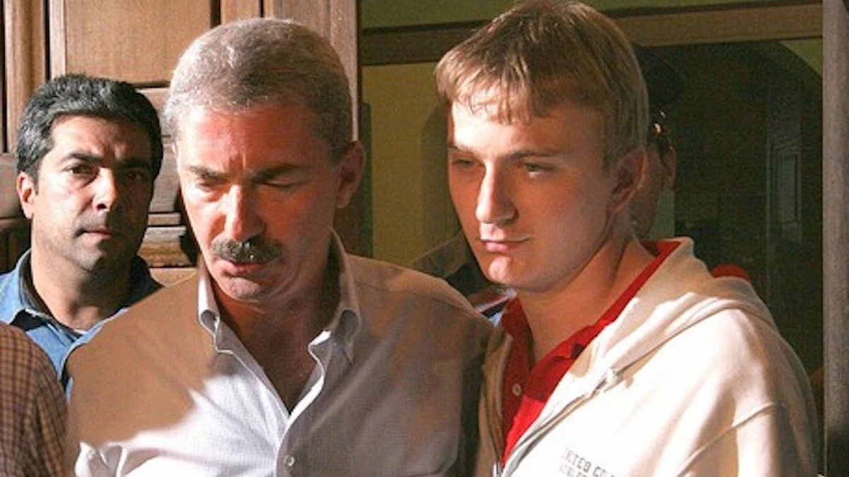 cao siamo8230 garlasco il padre di alberto stasi e la drammatica intercettazione cosa dice al figlio da Thesocialpost.it cao siamo8230 garlasco il padre di alberto stasi e la drammatica intercettazione cosa dice al figlio