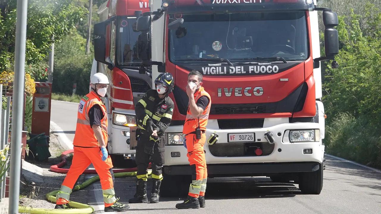 dramma in italia azienda va a fuoco la notizia ora sugli operai da Thesocialpost.it dramma in italia azienda va a fuoco la notizia ora sugli operai