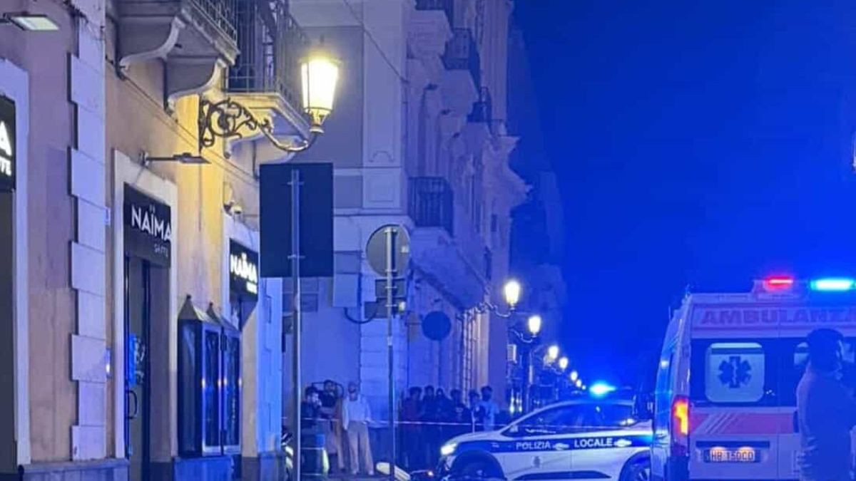 schianto micidiale nella notte muoiono giovanissimi gli 232 successo all8217improvviso famiglie straziate da Thesocialpost.it schianto micidiale nella notte muoiono giovanissimi gli 232 successo all8217improvviso famiglie straziate