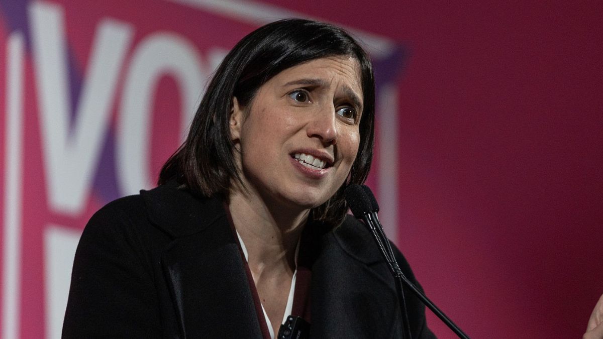 siete tornati sulla terra elly schlein asfaltata cos236 l8217attacco durissimo arriva da sinistra da Thesocialpost.it siete tornati sulla terra elly schlein asfaltata cos236 l8217attacco durissimo arriva da sinistra