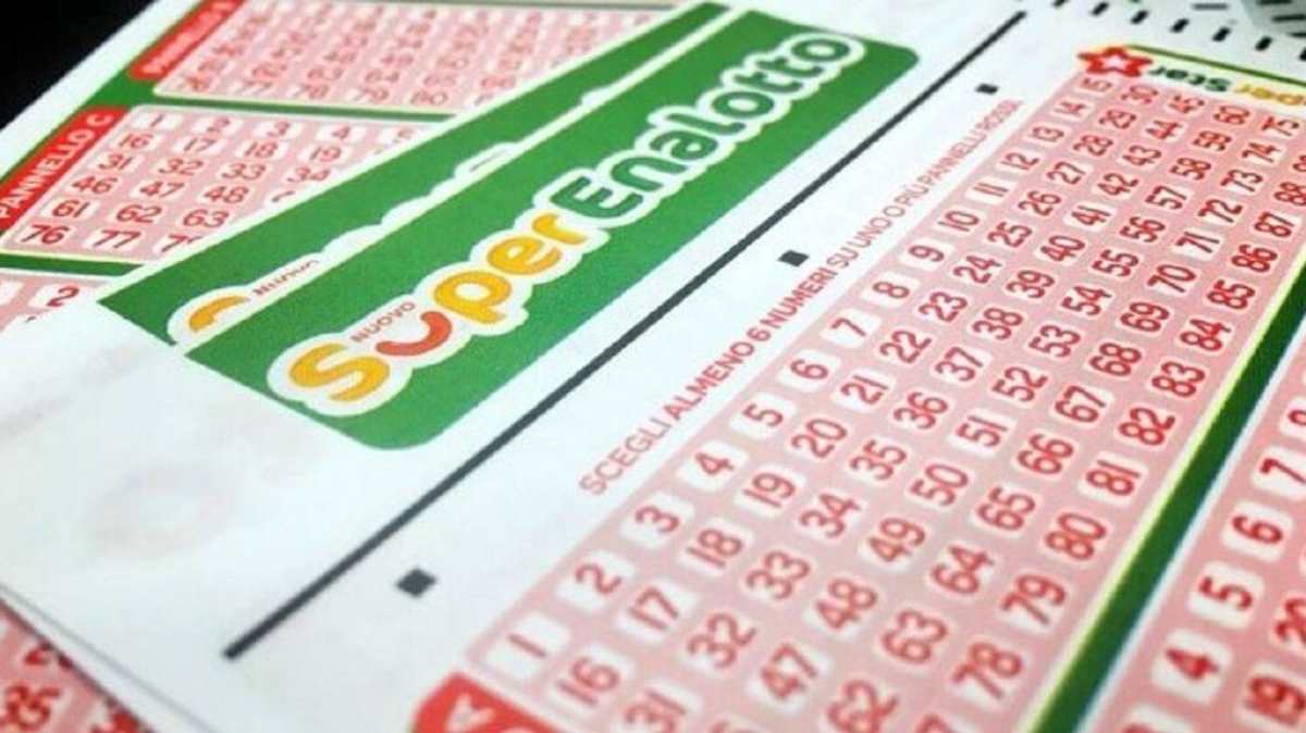 superenalotto da oltre 170 milioni arriva la notizia sulle vincite stasera8230 da Thesocialpost.it superenalotto da oltre 170 milioni arriva la notizia sulle vincite stasera8230