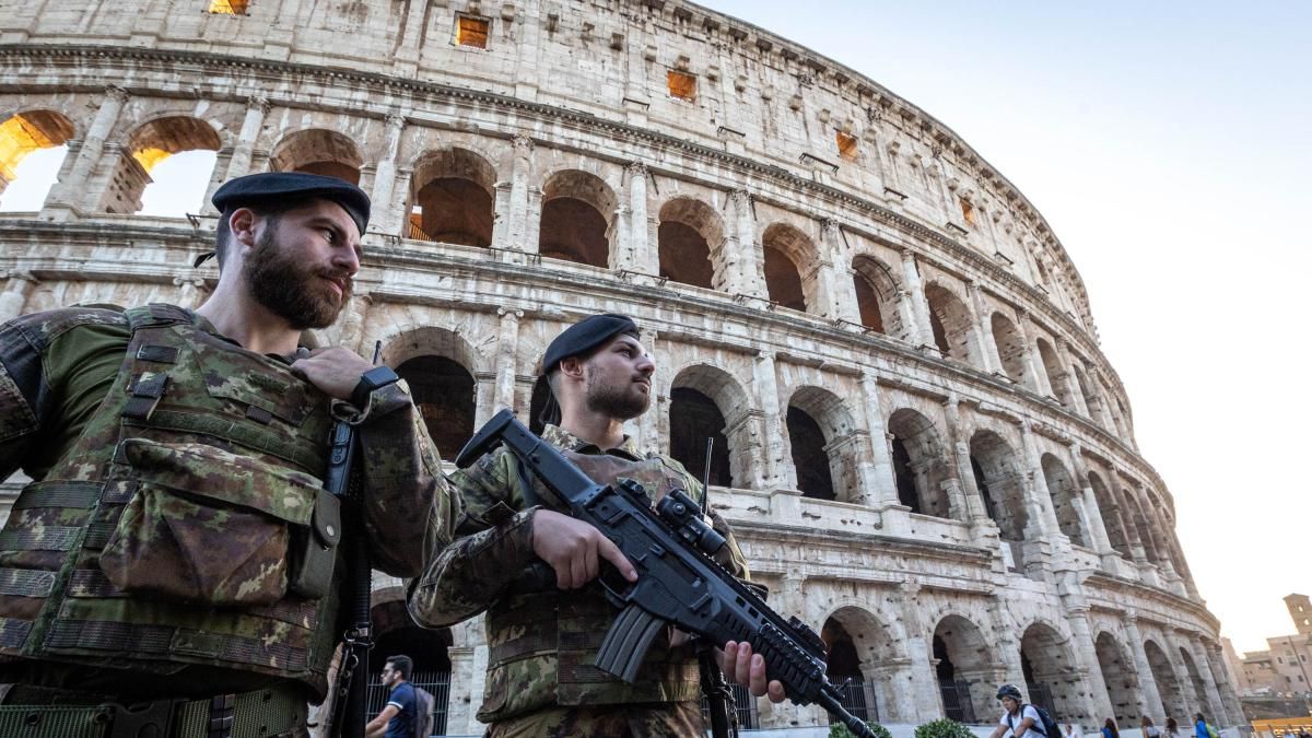 pronto a colpire allerta terrorismo in italia chi hanno arrestato da Thesocialpost.it pronto a colpire allerta terrorismo in italia chi hanno arrestato