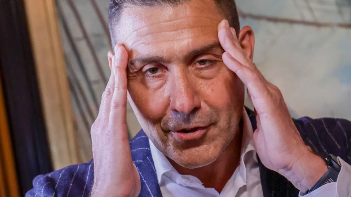 non ti vogliamo brusco stop a vannacci il generale preso in contropiede da Thesocialpost.it non ti vogliamo brusco stop a vannacci il generale preso in contropiede