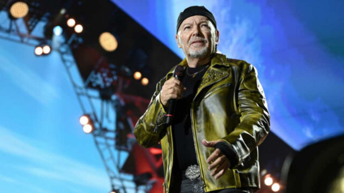 vasco da rimini scuote l8217italia la musica 232 resistenza attiva contro chi scatena le guerre da Thesocialpost.it vasco da rimini scuote l8217italia la musica 232 resistenza attiva contro chi scatena le guerre