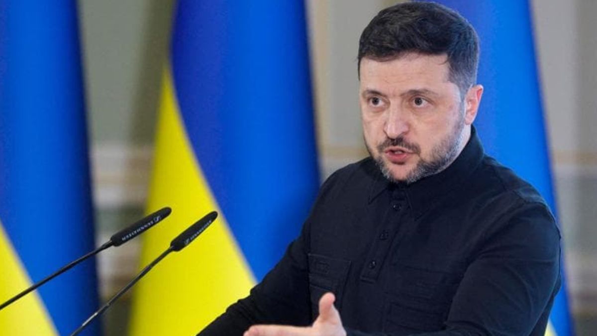 Zelensky a Londra vede Starmer, Macron e Merz: difesa europea e negoziati al centro, mentre Kiev colpisce San Pietroburgo
