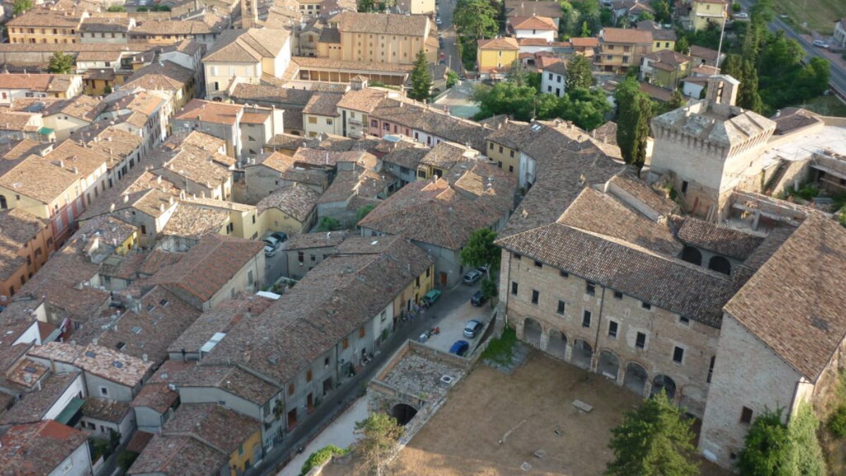 due scosse di terremoto in italia tantissima paura da Thesocialpost.it due scosse di terremoto in italia tantissima paura