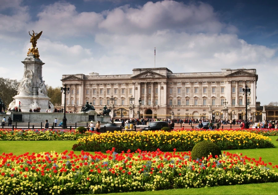 Dettagli su Buckingham Palace: proprietà e gestione del Crown Estate