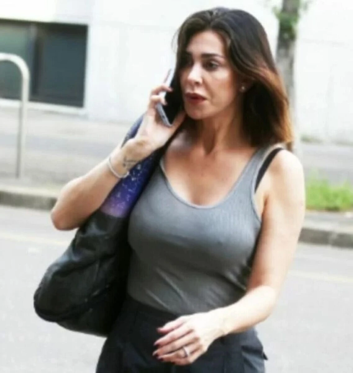 Belen Rodriguez in posa durante un servizio fotografico