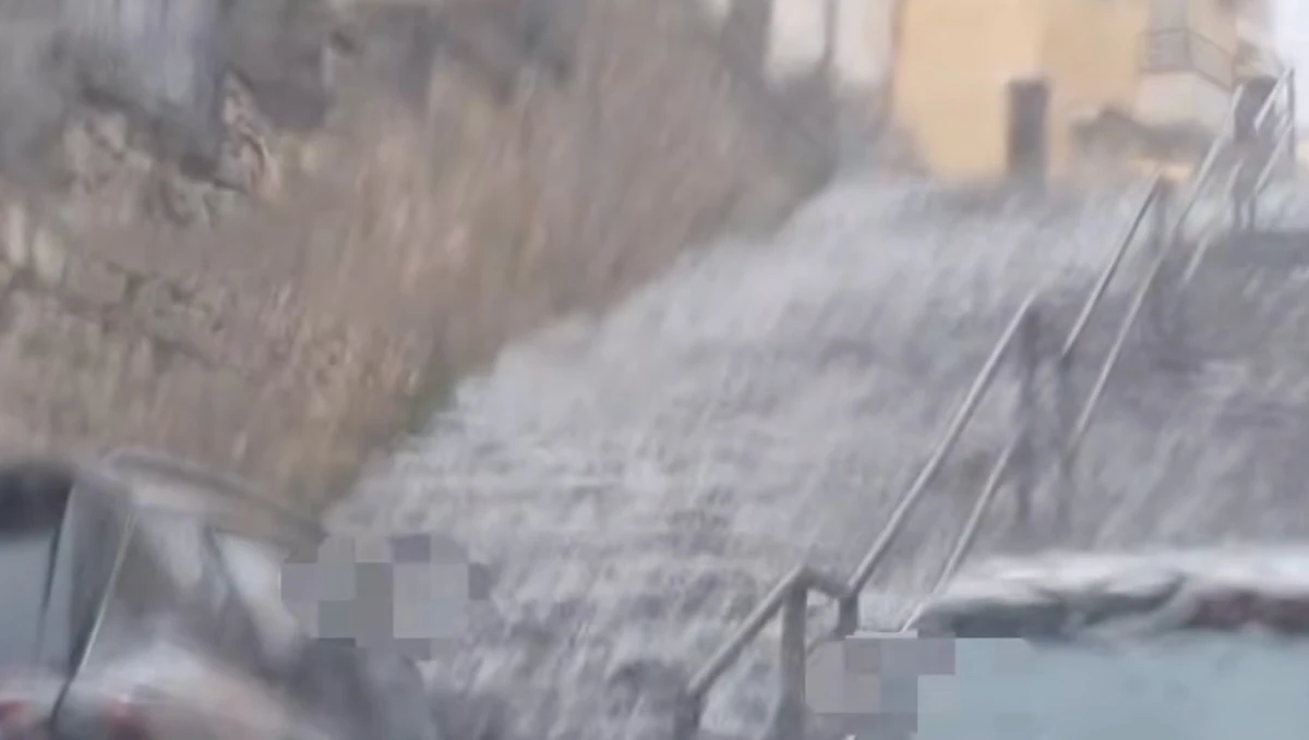 Nubifragio e allagamenti: strade invase dall’acqua