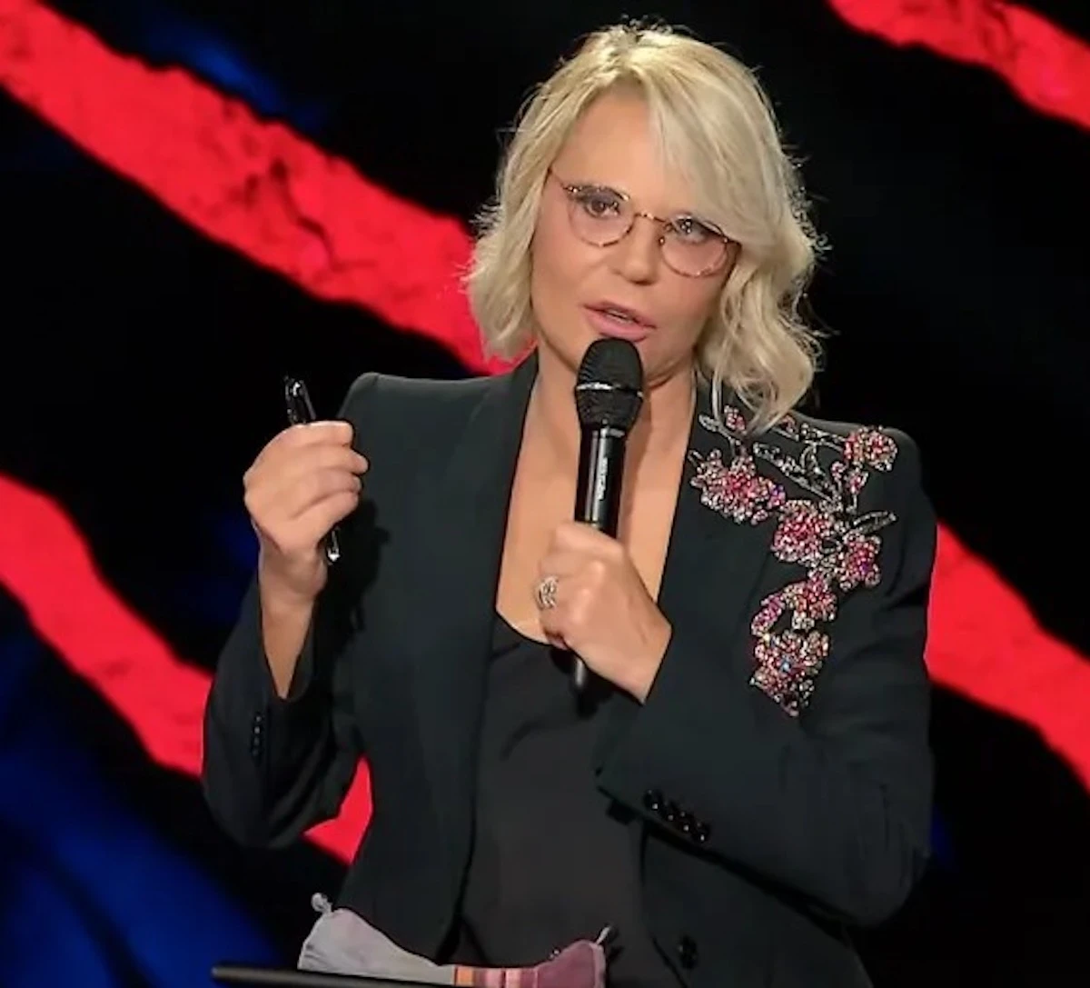 Maria De Filippi lontano dagli studi televisivi