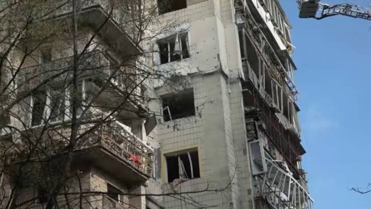 ucraina missili russi su kiev almeno un morto e 13 feriti da Thesocialpost.it ucraina missili russi su kiev almeno un morto e 13 feriti