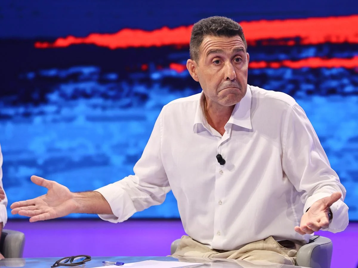 insulti shock contro vannacci volgare troglodita a parlare 232 proprio lui si scatena di tutto da Thesocialpost.it insulti shock contro vannacci volgare troglodita a parlare 232 proprio lui si scatena di tutto