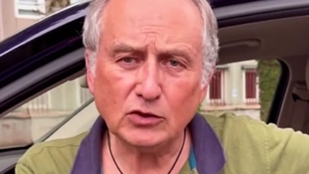 mario roggero entra in carcere dopo la condanna definitiva 200 finita per me 232 un ergastolo da Thesocialpost.it mario roggero entra in carcere dopo la condanna definitiva 200 finita per me 232 un ergastolo