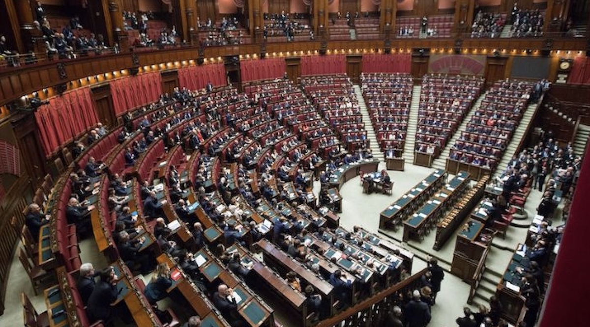 sondaggi politici vannacci raddoppia i consensi e supera il 7 il centrodestra torna avanti solo con futuro nazionale da Thesocialpost.it sondaggi politici vannacci raddoppia i consensi e supera il 7 il centrodestra torna avanti solo con futuro nazionale
