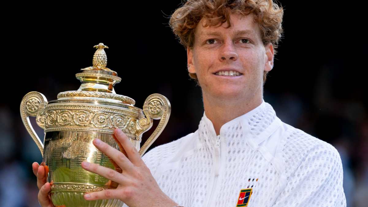 Sinner emoziona Wimbledon: le parole per Zverev e la battuta sulla mamma conquistano tutti