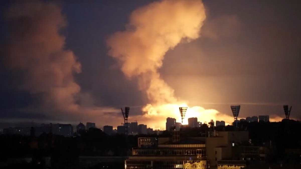 Ucraina, notte di sangue: Kiev devastata dai raid russi, il bilancio è drammatico
