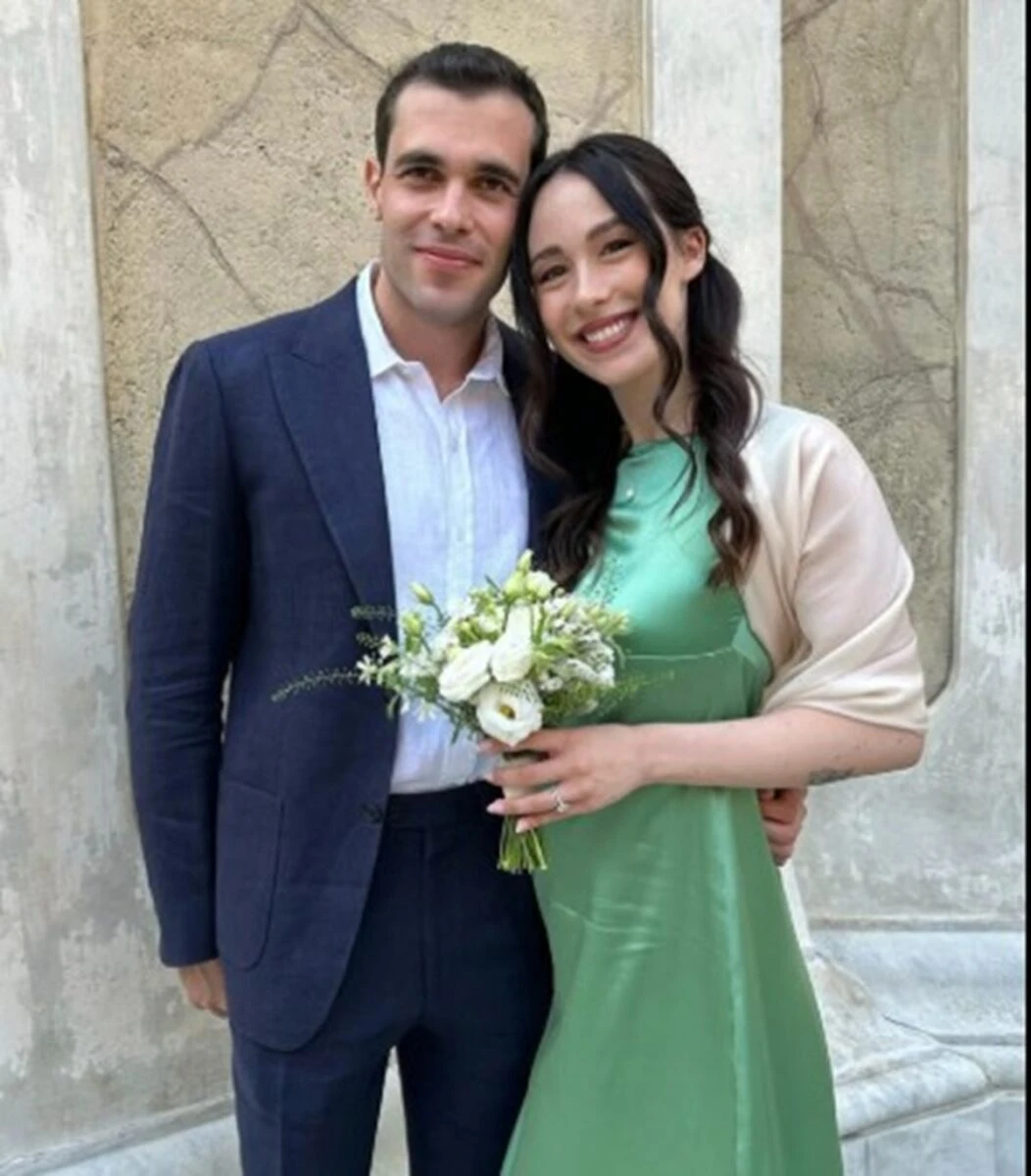Aurora Ramazzotti e Goffredo Cerza in un’immagine che anticipa il matrimonio