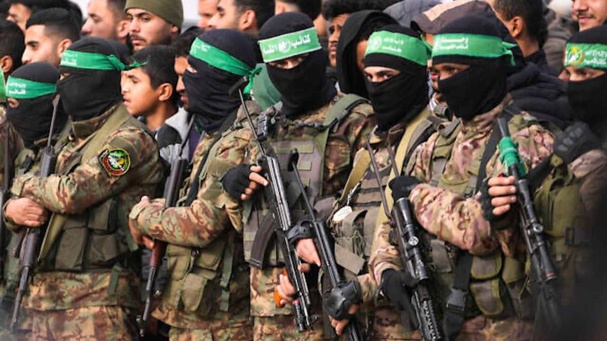 Hamas verso il disarmo? Trattative al Cairo alimentano le speranze, ma Israele resta cauto