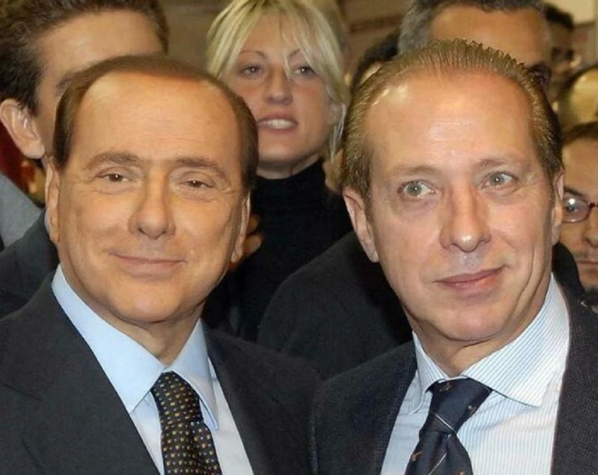 Silvio Berlusconi e Paolo Berlusconi in una foto insieme