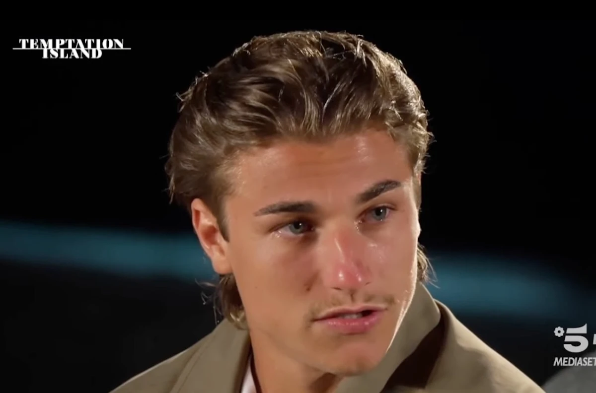 Sara e Gabriele, immagini della coppia protagonista di Temptation Island 2026