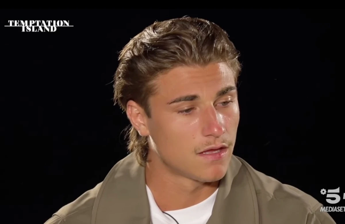 Temptation Island, il confronto tra Sara e Gabriele durante il falò