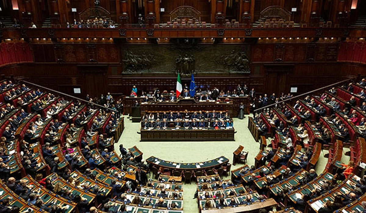 Il voto della Camera sulla Giornata nazionale Enzo Tortora scatena la polemica politica