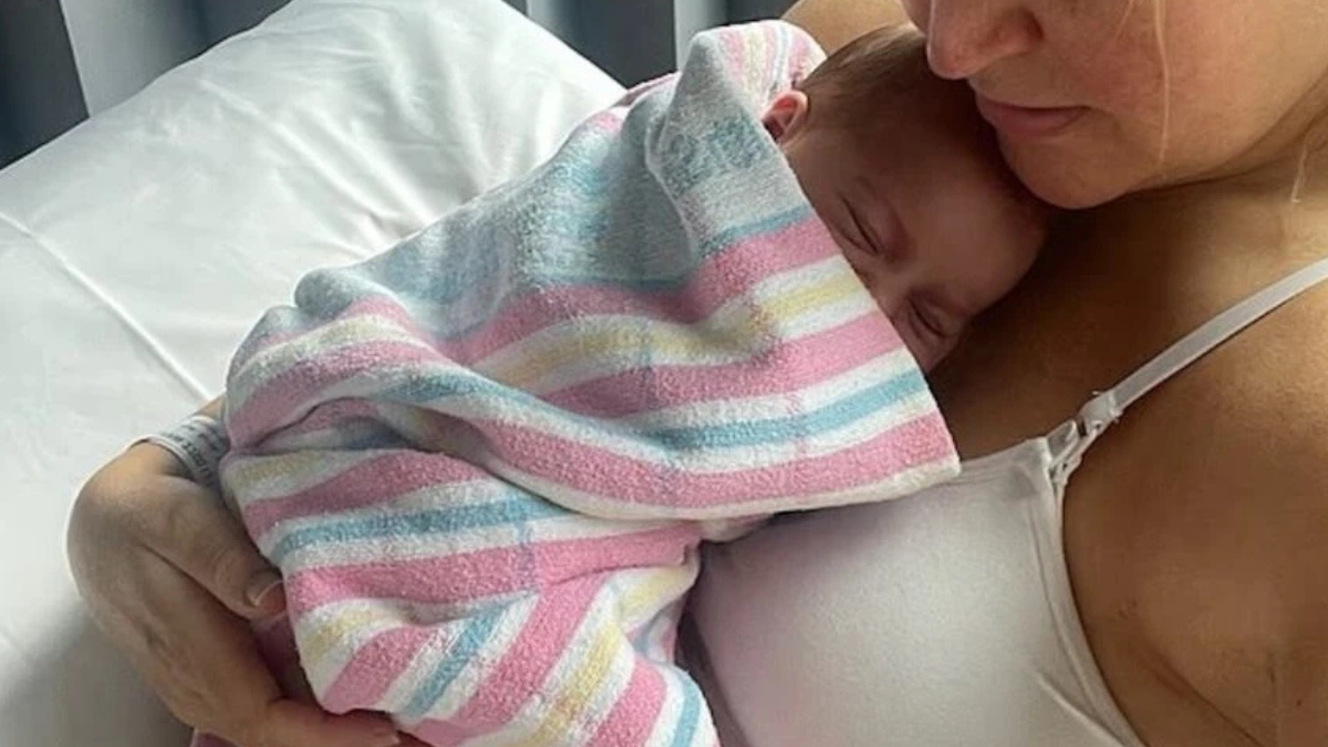 200 nata 232 perfetta fiocco rosa per la vip della tv ora mamma bis da Thesocialpost.it 200 nata 232 perfetta fiocco rosa per la vip della tv ora mamma bis