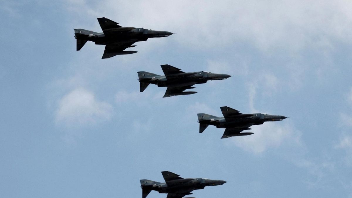 guerra ucraina droni russi nello spazio aereo estone decollano i caccia nato da Thesocialpost.it guerra ucraina droni russi nello spazio aereo estone decollano i caccia nato
