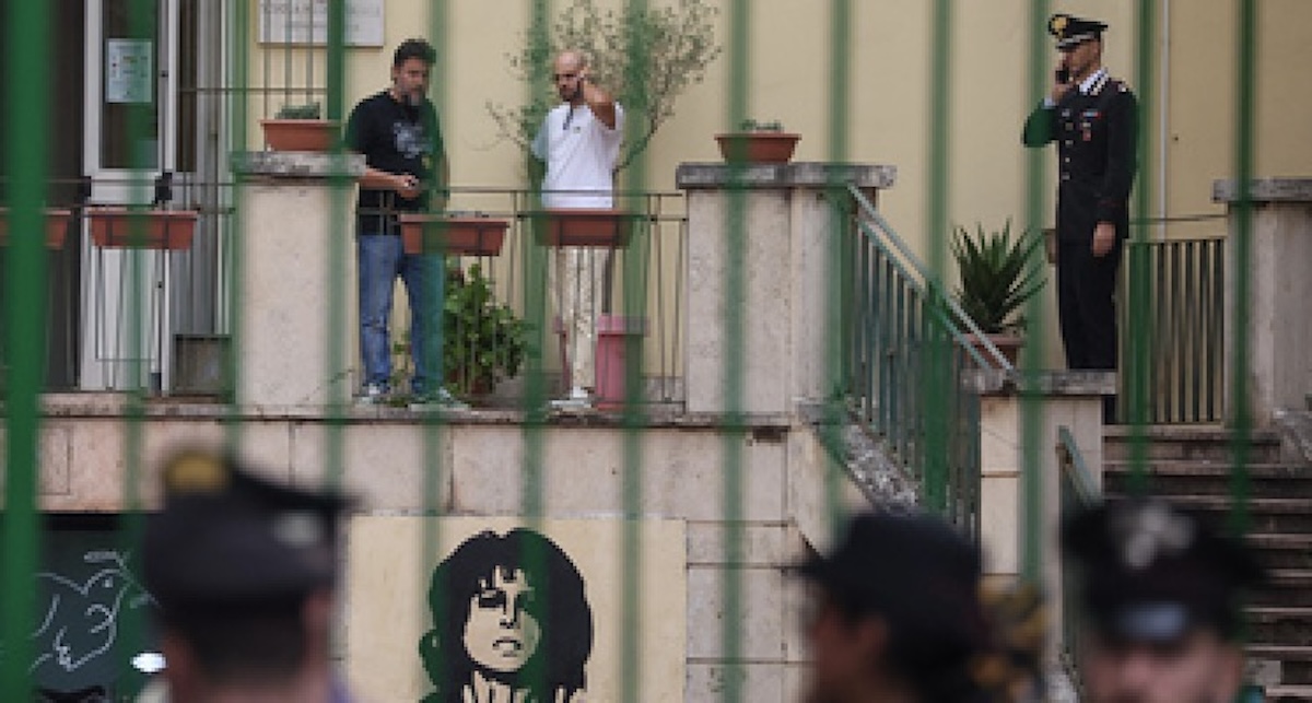 Come sta la prof accoltellata dallo studente 13enne a Centocelle