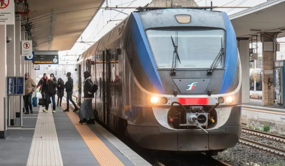 Sciopero generale il 2 ottobre 2026: si fermano treni, scuola e sanità in tutta Italia