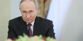 Putin Stalingrado aeroporto Volgograd